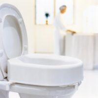 Elevadores De WC HI-LOO ETAC. De 6 ó 10 cm. Con o sin tapa. Para facilitar acceso.