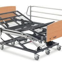 Cama Bariátrica Tecnimoem, con barandillas y piecero - 3