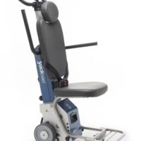Silla Sube Escaleras YACK 961. Requiere espacios de maniobra sumamente reducidos.