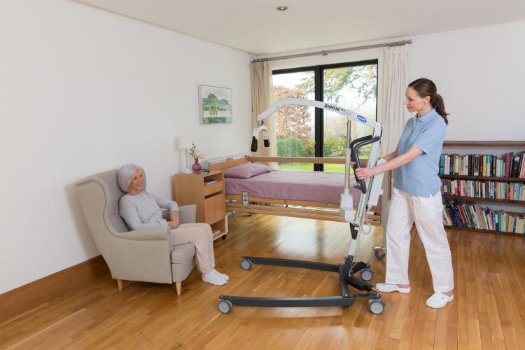 Grúa Birdie Invacare EVO Compact