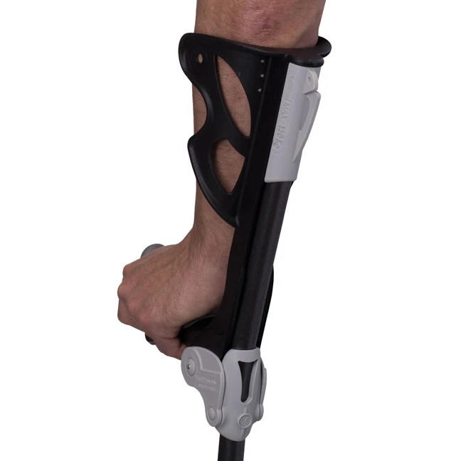 brazo apoyado sobre muleta ergodynamic FDI