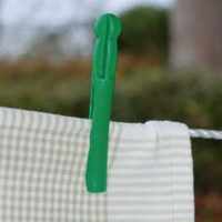 Pinzas Ropa Una Mano De RIKA CARE. Diseñadas para personas sin fuerza en las manos.